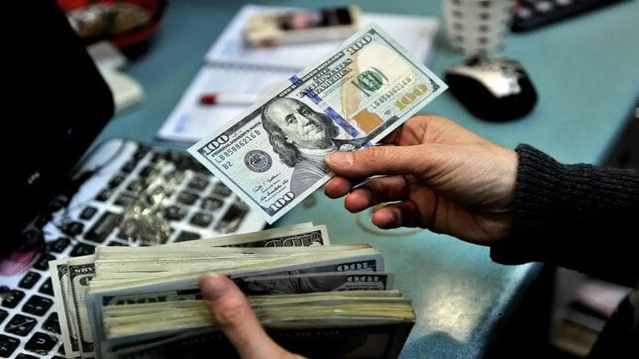 سعر الدولار يواصل ارتفاعه في أول أيام عيد الأضحى اليوم الأربعاء 27 مايو